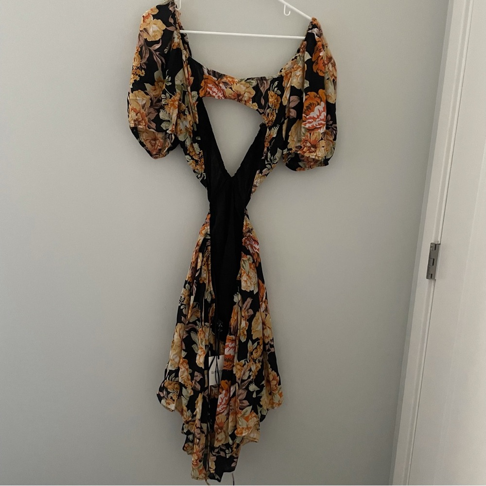BARDOT Open Back Puff Sleeve Floral Mini Dress - Picture 3 of 4